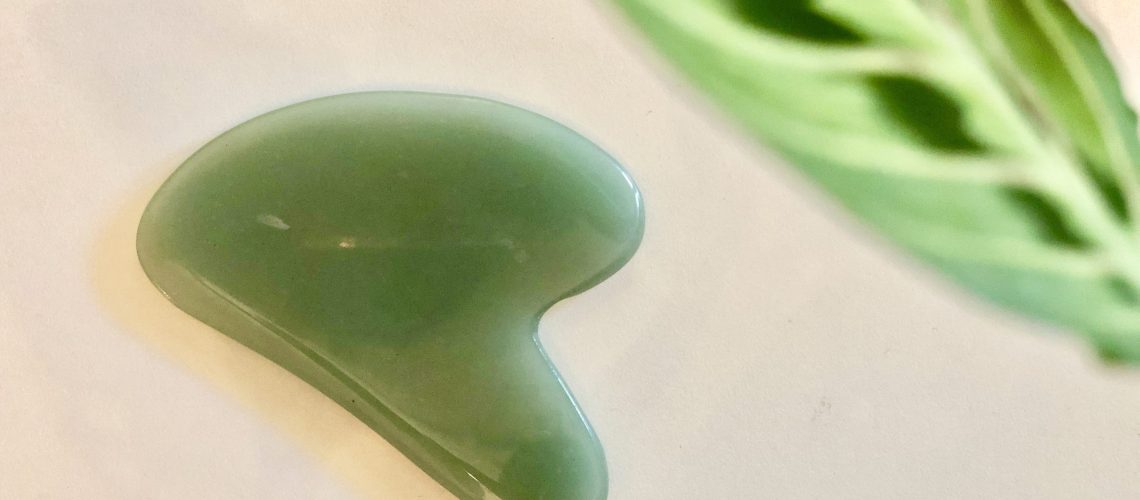 Gua Sha - Face Yoga